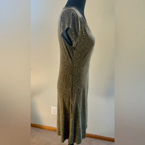 Sherpa Padma Wrap Dress Size Small Perfect Condition! - Picture 4 of 6